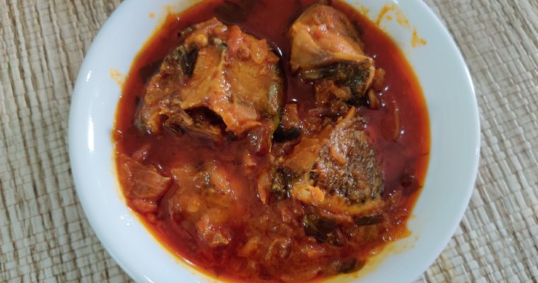 Nellore Fish Curry ( Chinthapandu Pulusu )