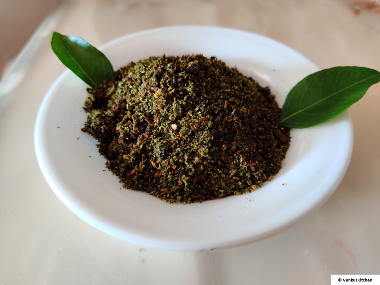 Karvepaku Podi (Curry Leaves Powder)